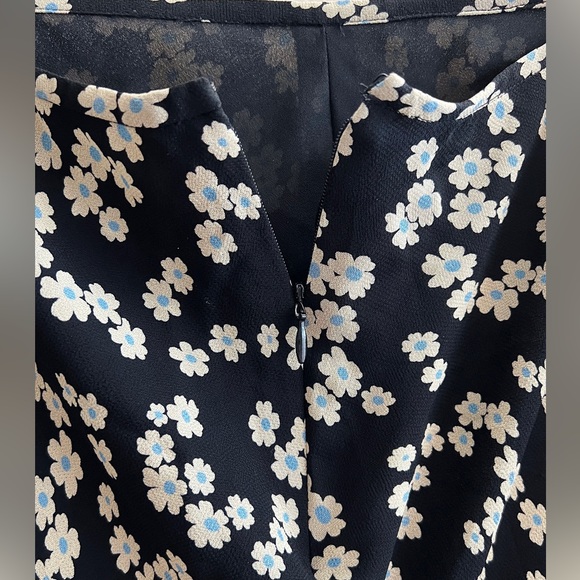 Vintage Ann Taylor Floral Print Skirt - Size 14P - Picture 3 of 5
